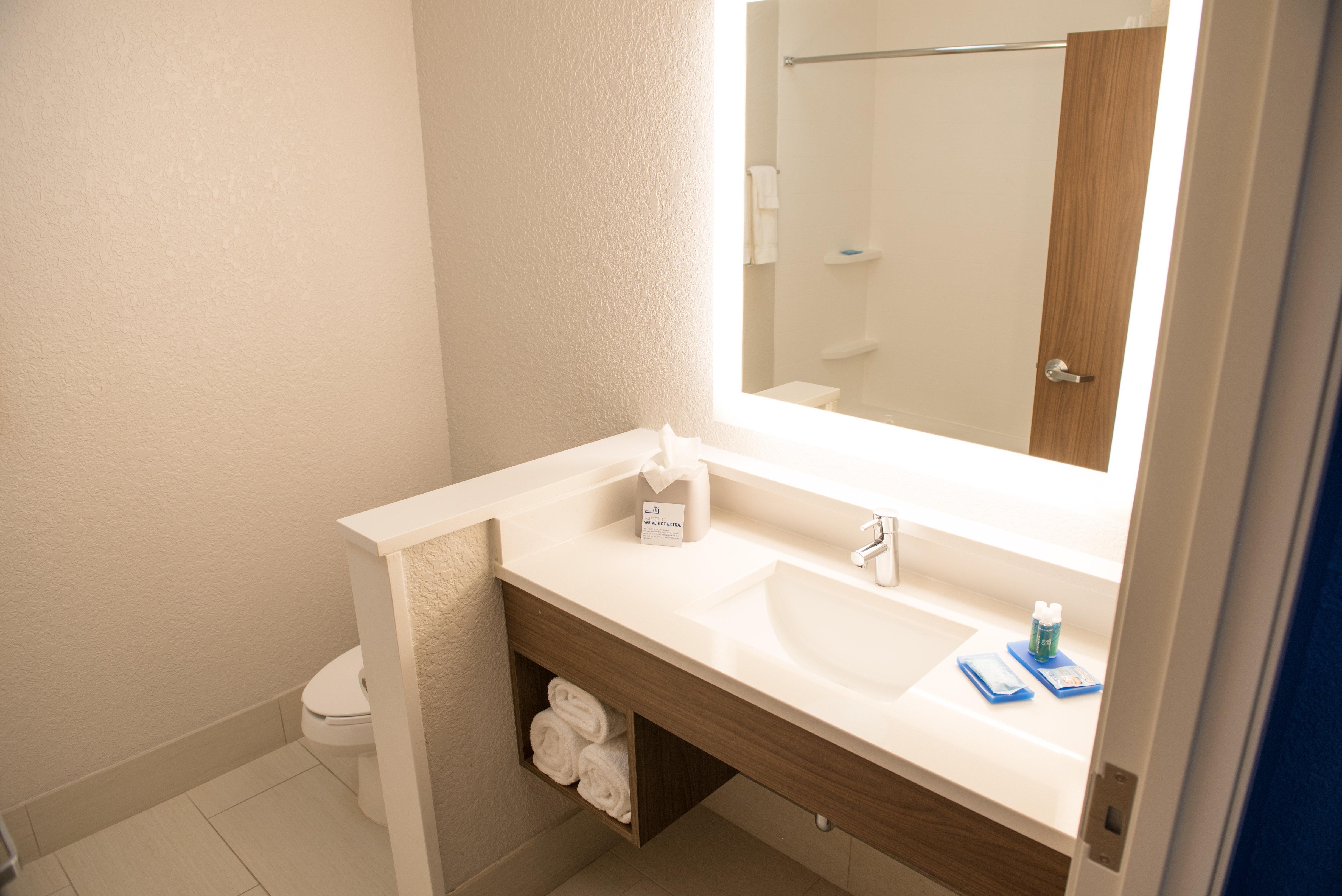 Holiday Inn Express & Suites - Fort Wayne North By Ihg Sunnybrook Acres Экстерьер фото